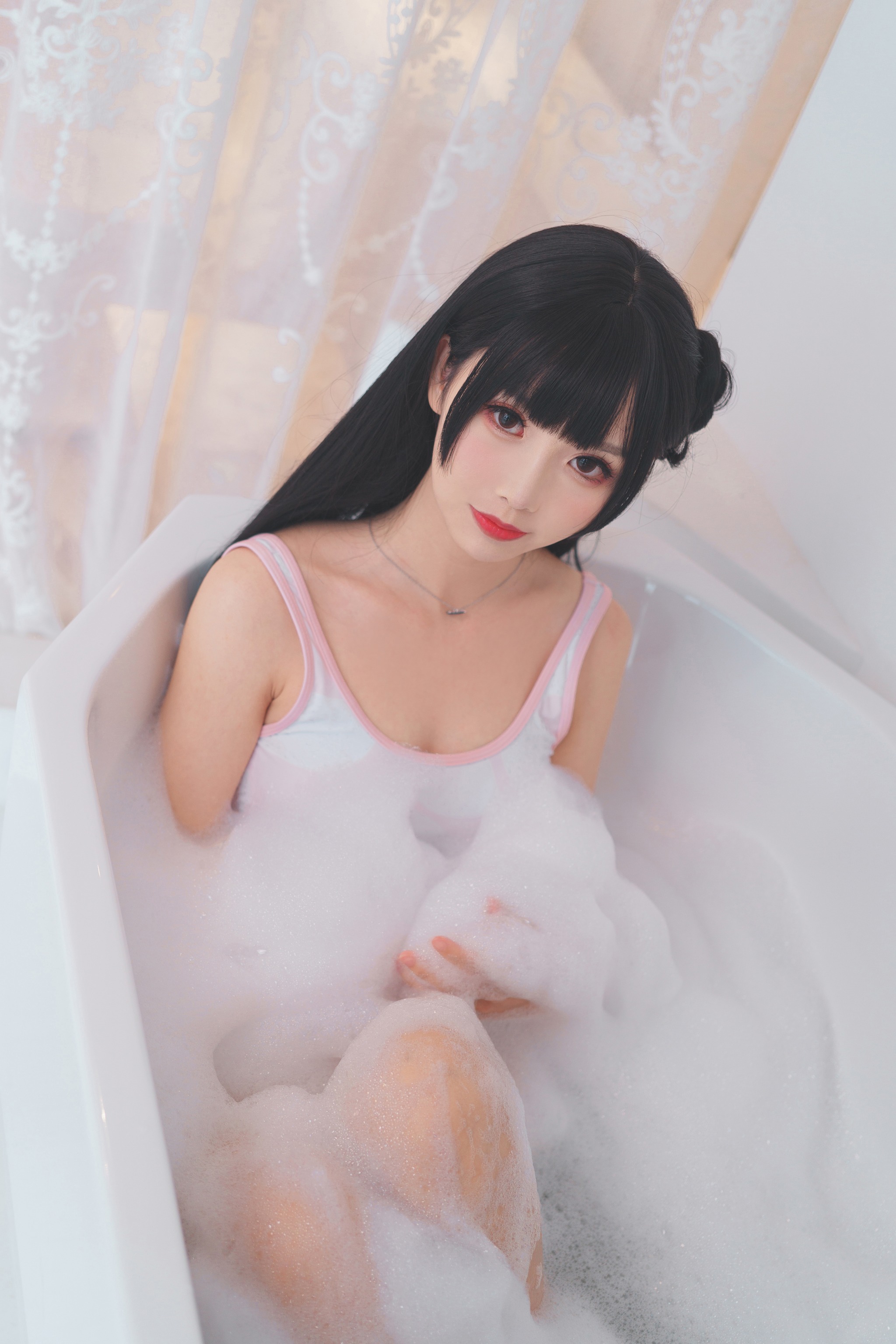 面饼仙儿 - NO.069 Coser面饼仙儿 浴缸泡泡 [41P]-XikXak